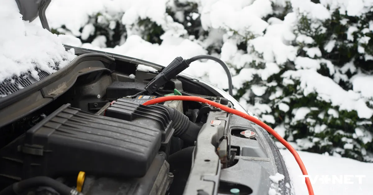 Kā rīkoties, kad akumulators "streiko" ziemas aukstumā, – ekspertu ieteikumi un risinājumi