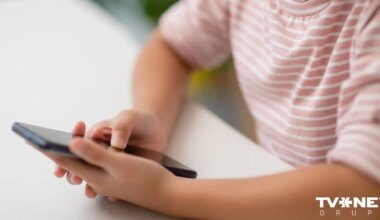 "Izšķiroša rīcība". Bērns mājās pamana ugunsgrēku un ar pieaugušo palīdzību izsauc ugunsdzēsējus