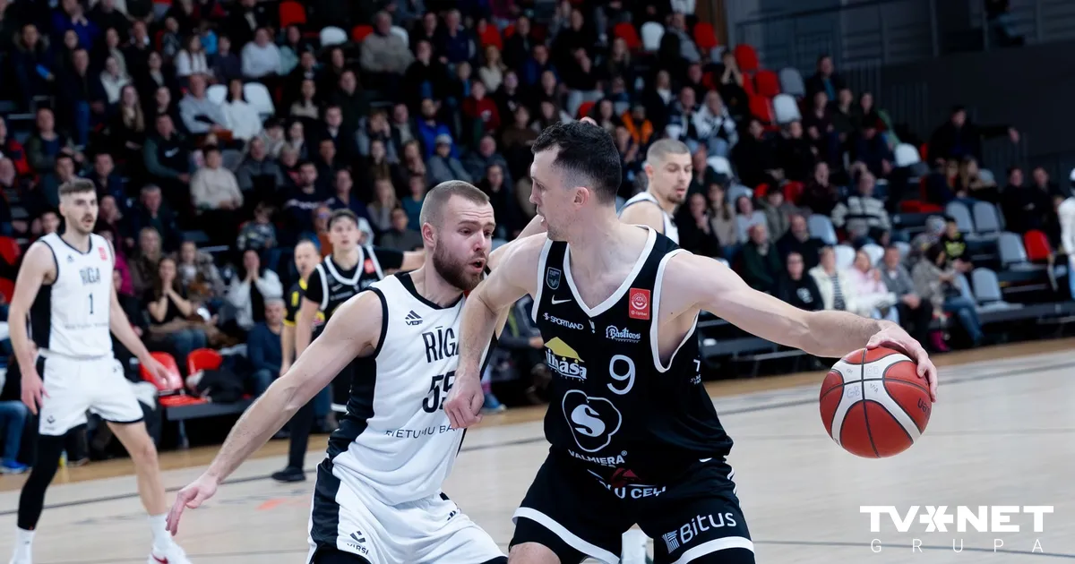 Valmieras basketbolisti pārspēj "Rīgas zeļļus" - TVNET Sports