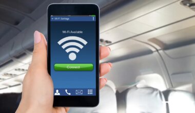 Īlons Masks un “Ryanair” vadītājs viens otru nosauc par “idiotiem”