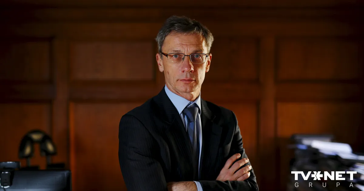 Par ECB valdes priekšsēdētāja vietnieku nolemj virzīt Vujčiču