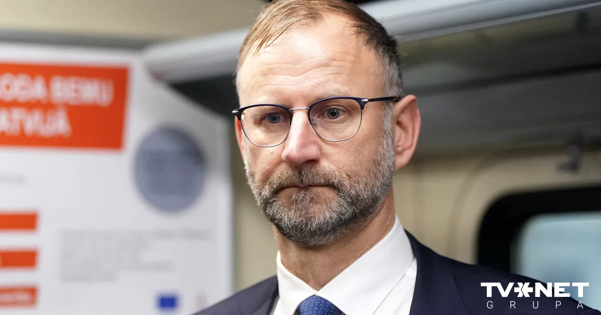 Pasažieru pārvadātāji pieprasa satiksmes ministra Švinkas demisiju