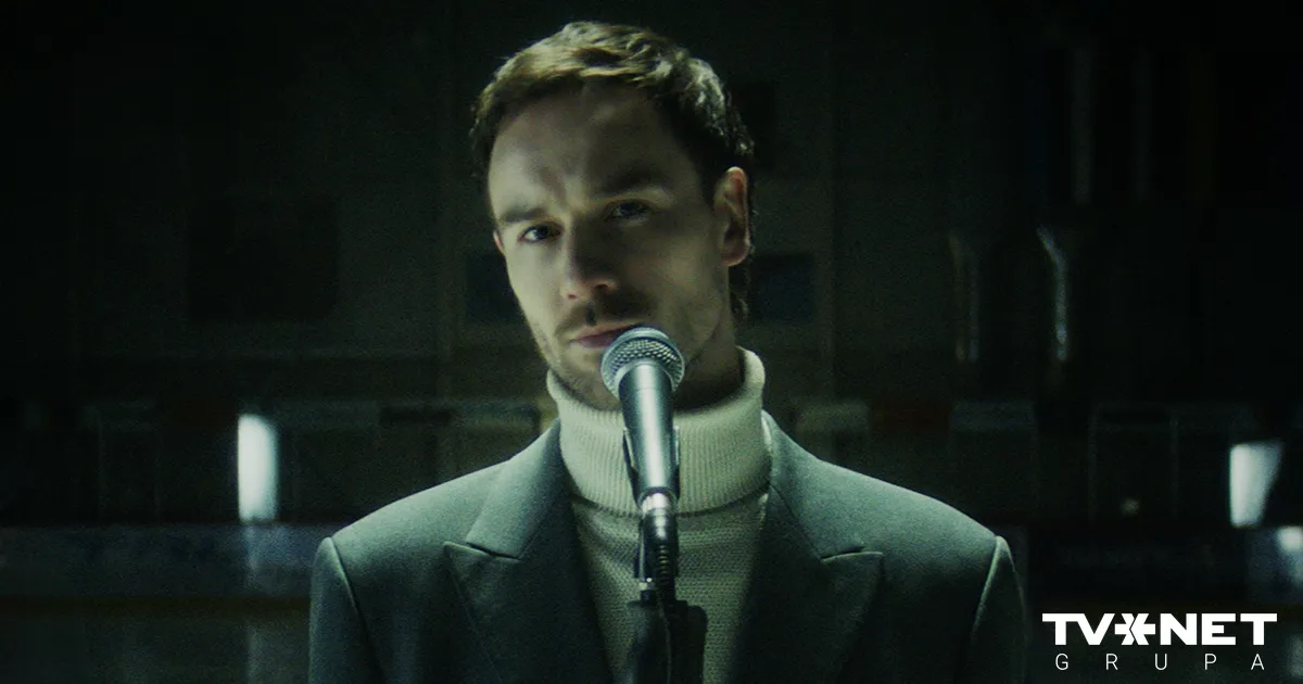 Maksims Busels debitē ar pirmo autordziesmu latviešu valodā – "Aust un riet"