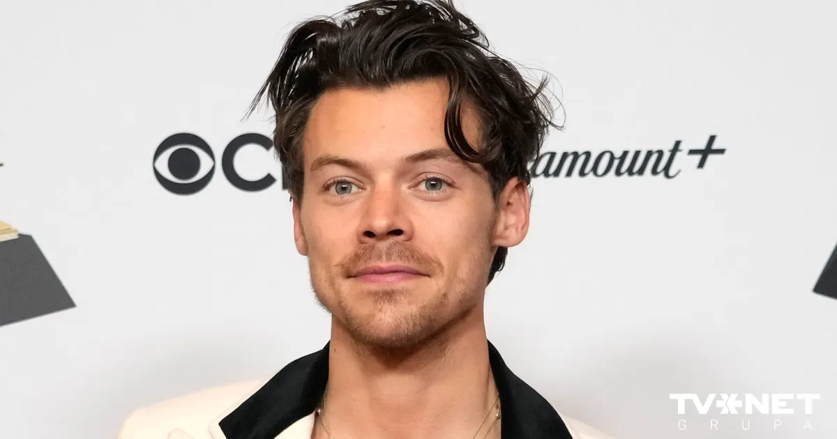 Harijs Stailss dāvā klausītājiem jaunu singlu "Aperture" no martā gaidāmā studijas albuma