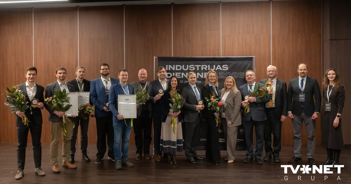 Pasniegtas aizsardzības un drošības industriju gada balvas