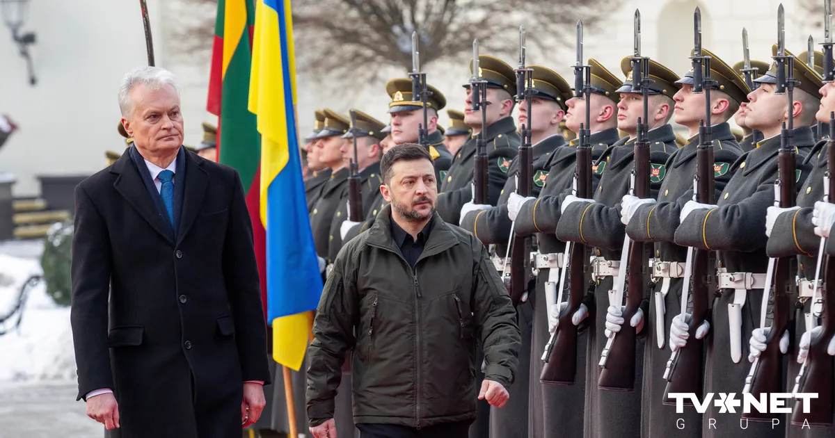 Zelenskis Viļņā komentē Krievijas agresiju: Tās ir pasaules svarīgāko valstu vienaldzības sekas - Apollo.lv