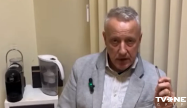 VIDEO "Kājās bija palikušas tikai zeķes." Izmeklē iespējami neatļautu ārstniecību un aizdomas par seksuālu vardarbību - Apollo.lv