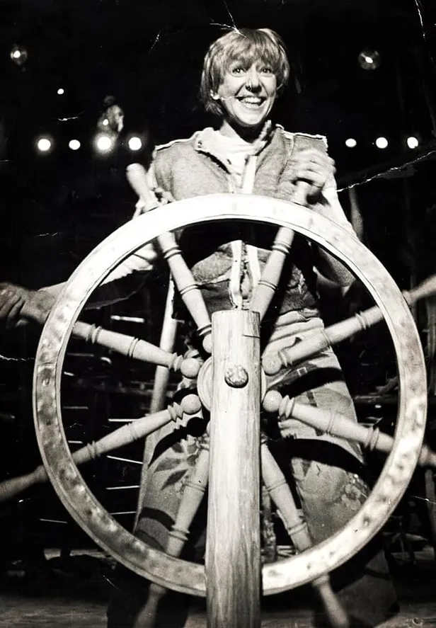 Anda Zaice – Pīters Pens. Džeimss Barijs "Pīters Pens", Jaunatnes teātris, rež. Pāvels Homskis, 1976.