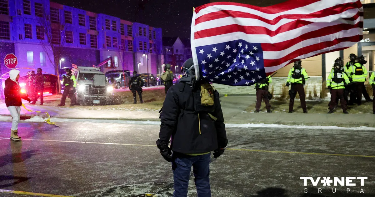 Tramps nosūta jaunu migrācijas pārraugu uz Mineapoli