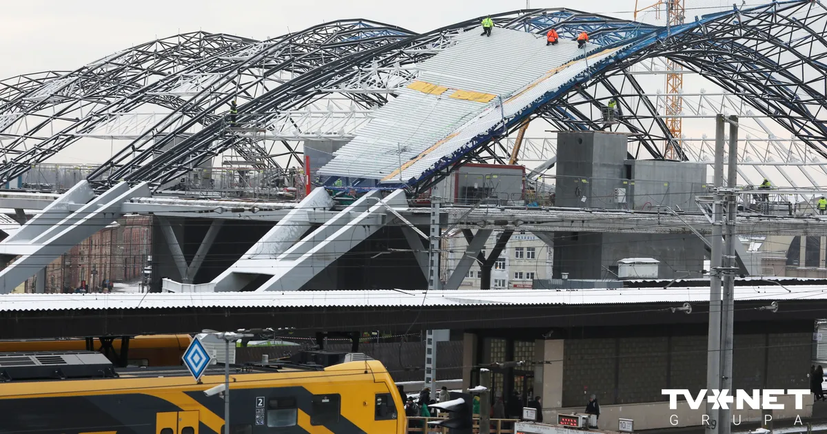 "Rail Baltica" pirmās kārtas pabeigšanai pietrūkst trīs līdz četri miljardi eiro, paziņo Saeimas komisija