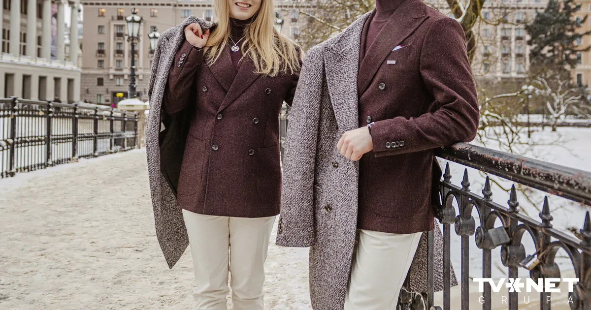 FOTO ⟩ Aplūko Latvijas sportistu un delegācijas svinīgos tērpus Ziemas Olimpiskajām spēlēm