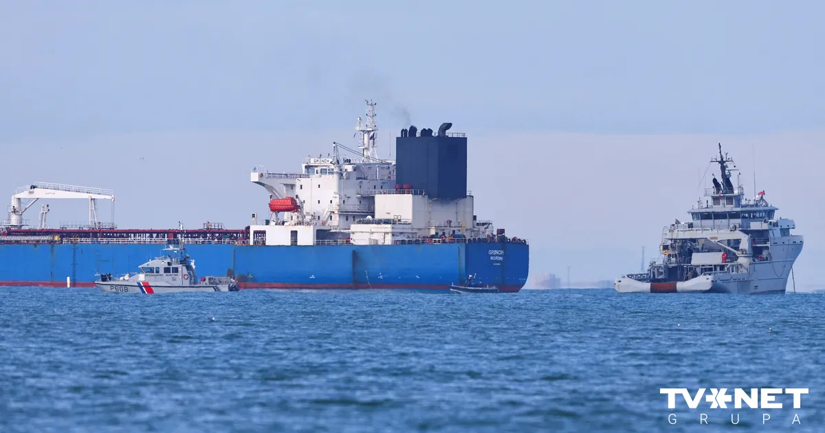 Francija arestē Krievijas "ēnu flotes" tankkuģi