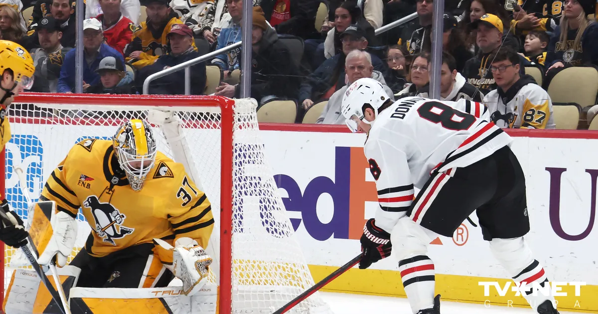 Šilovs ar "Penguins" uzvar "Blackhawks", Girgensonam divas rezultatīvas piespēles "Lightning"