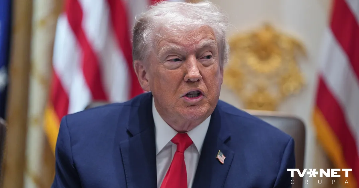 Tramps draud ar muitas tarifiem valstīm, kas pārdod naftu Kubai