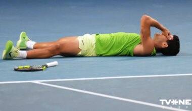 piecu stundu trillerī Alkarass uzveic Zverevu