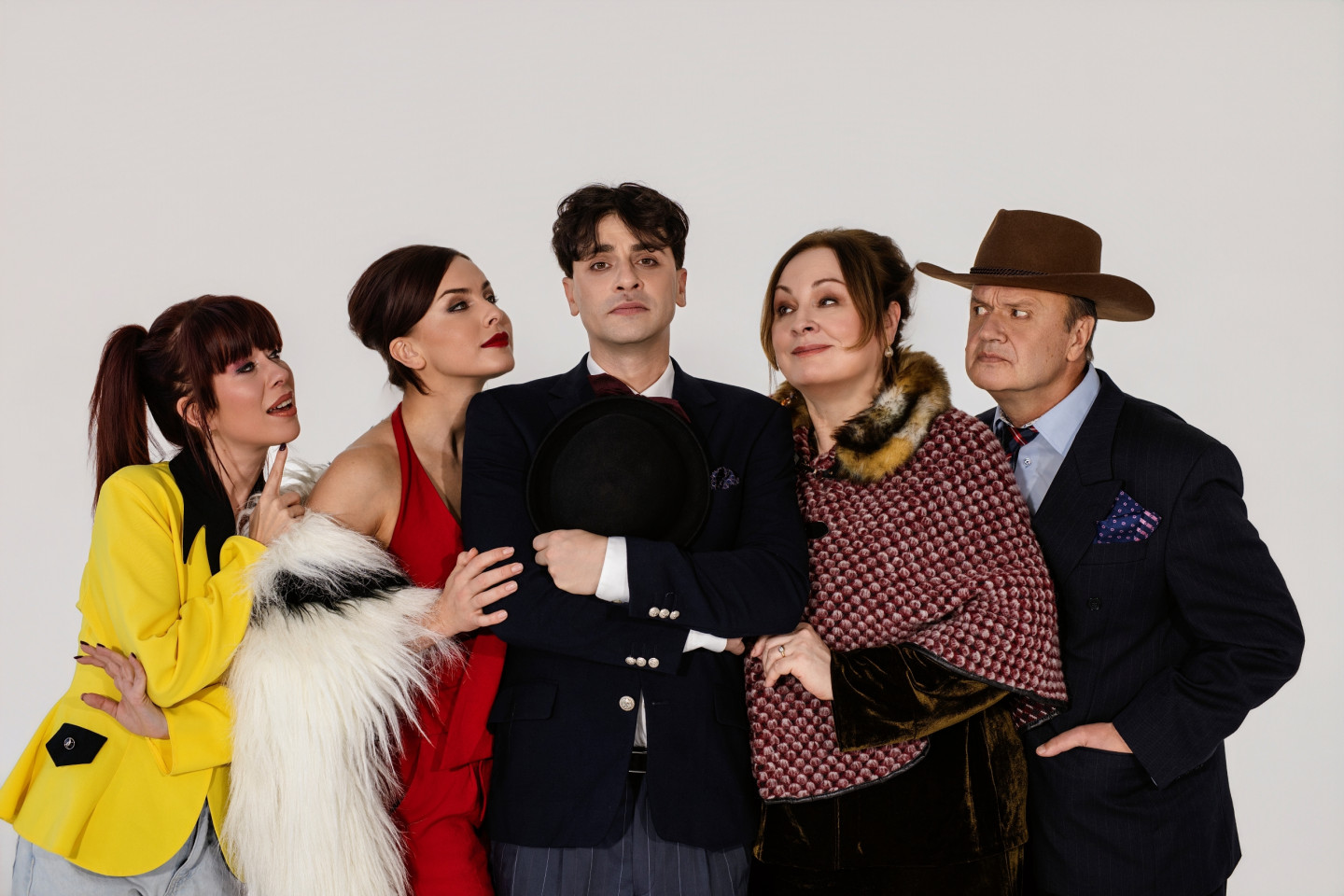 Janvāra teātra pirmizrādes: datumi, vietas, režisori