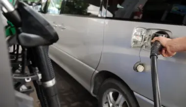 no šodienas pieaug akcīzes nodoklis naftas produktiem, tabakai un dabasgāzei