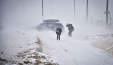 Sinoptiķi brīdina par stindzinošu aukstumu un sniega kupenām nedēļas sākumā