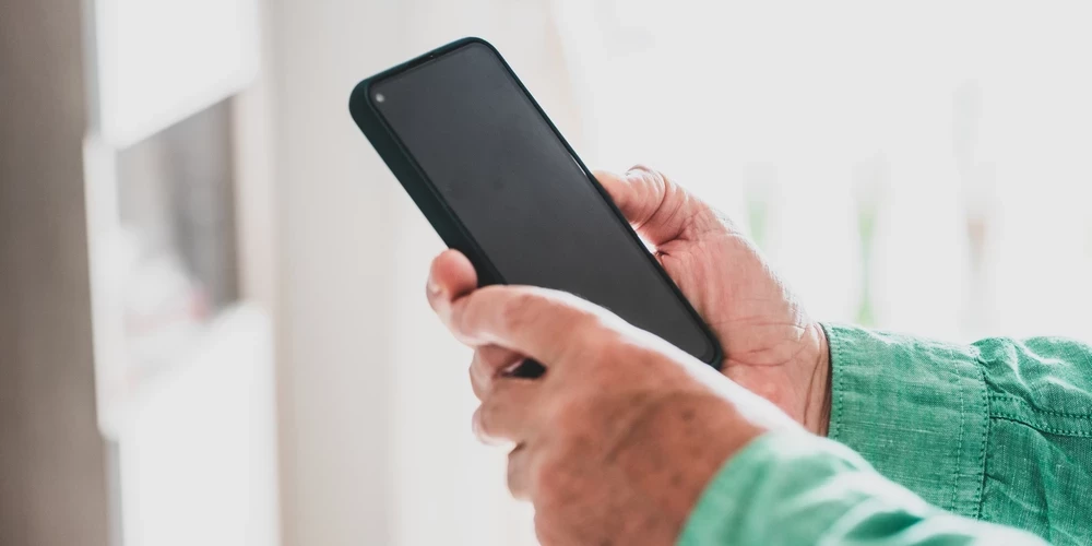 Uzmanību! Rīgas pašvaldība aicina uzmanīties no viltus zvaniem par sociālajiem pabalstiem