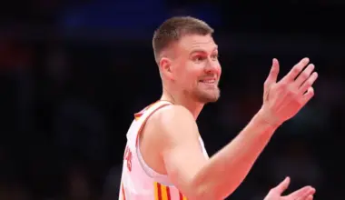 "Neesmu spēlētājs, kāds varu būt!" Kristaps Porziņģis komentē iespējamo aizmainīšanu no "Hawks"