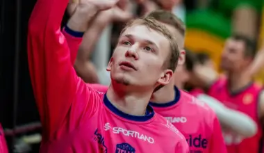 Talantīgs latviešu basketbolists sportu nomainīs pret kalpošanu valstij - Jauns.lv