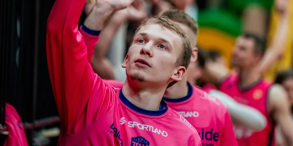 Talantīgs latviešu basketbolists sportu nomainīs pret kalpošanu valstij - Jauns.lv