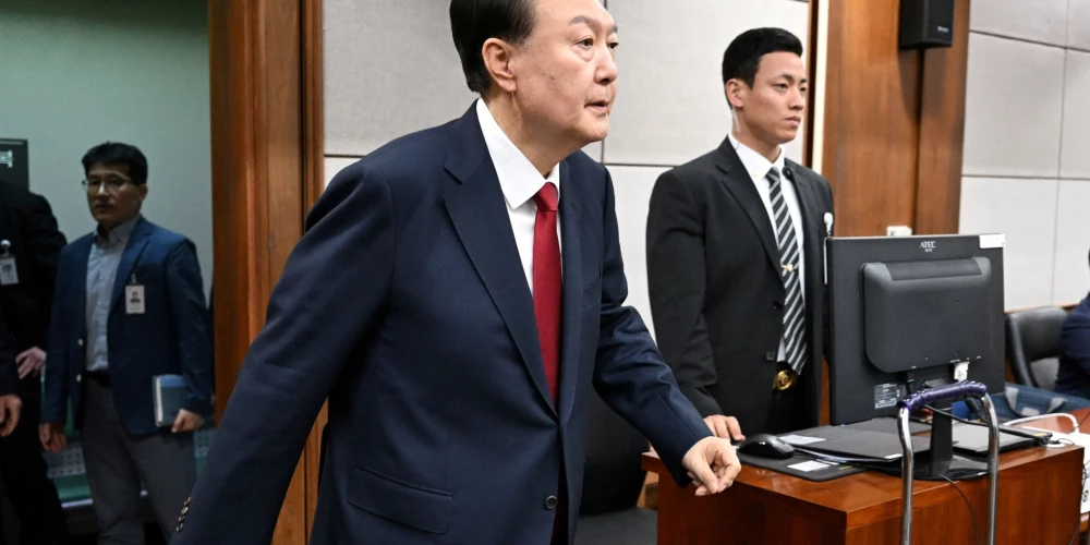 Piespriest nāvessodu! Dienvidkorejas eksprezidents Juns Sukjols kļuvis par kārtējo valsts vadītāju, kuru vēlas pakārt