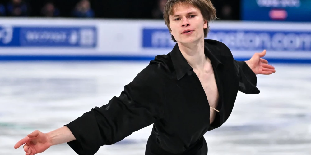 Ģenerālmēģinājums pirms olimpiskajām spēlēm. Daiļslidotāji ar Vasiļjevu priekšgalā pierādīs sevi Eiropas čempionātā - Jauns.lv