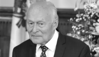 Skumjš notikums Baibas Sipenieces - Gavares ģimenē - mūžībā devies izcilais zinātnieks Valdis Gavars - Jauns.lv