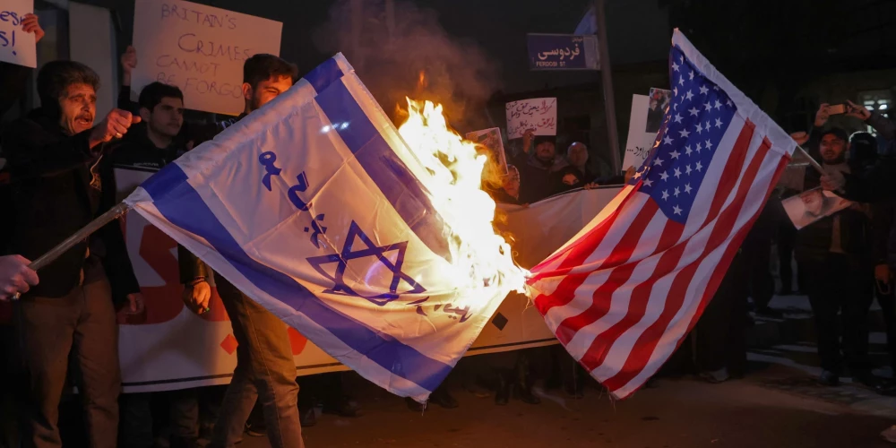 Reaģējot uz spriedzi Irānā, ASV evakuē savus militāros spēkus no Kataras - Jauns.lv