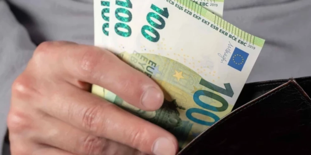 “Facebook” izplatās viltus ziņas par nesen aizsaulē aizgājušajiem