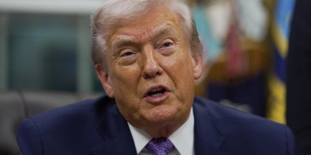 Tramps paziņojis, ka miera vienošanās noslēgšanu kavējot Zelenskis, nevis Putins - Jauns.lv