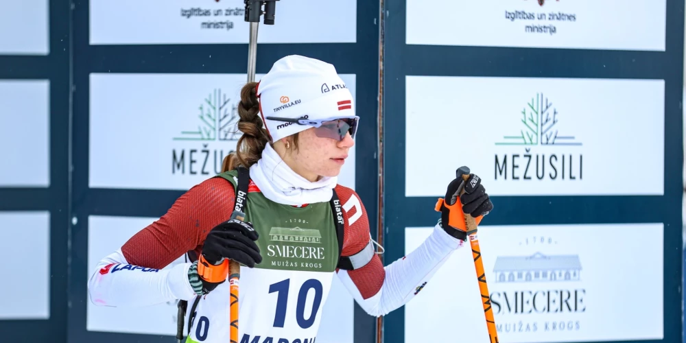 Estere Volfa pārliecinoši uzvar IBU junioru kausa sprintā Madonā - Jauns.lv