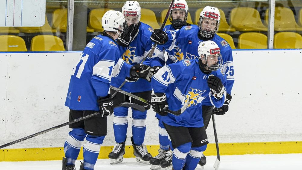 "Rīgas HS" 11 ripu cīņā pārsteidz "Prizmu" – Hokejs – Sportacentrs.com