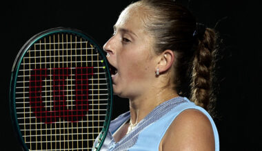 Aļonai Ostapenko trešais fināls nesanāca