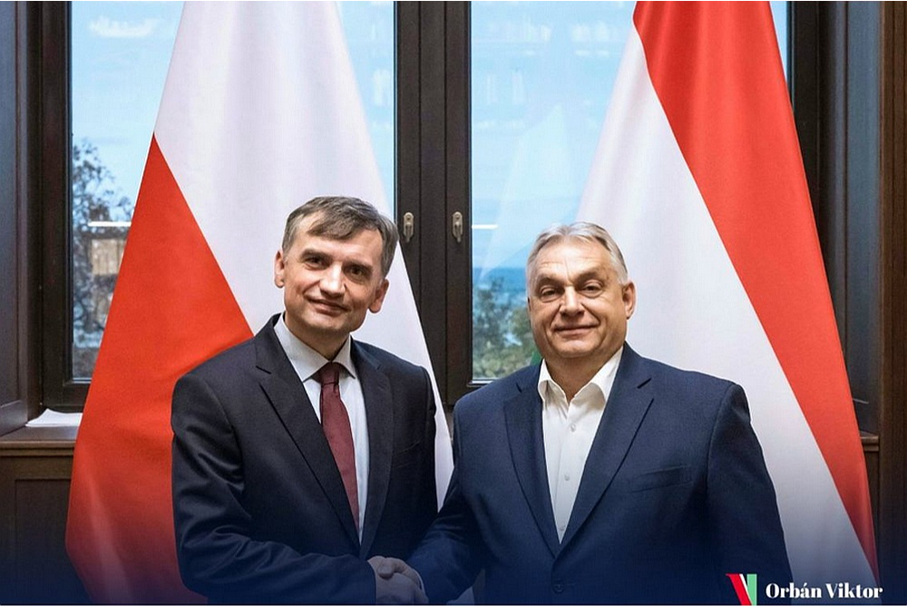 Ungārija izaicina Poliju un ES patvēruma politikas tradīcijas - Lasi.lv