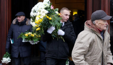Atvadās no basketbolistes Uļjanas Semjonovas.