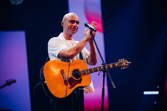 "Muzikālajā bankā" uzvarējis Dons ar dziesmu "Tuvums" "Muzikālajā bankā" uzvarējis Dons ar dziesmu "Tuvums"