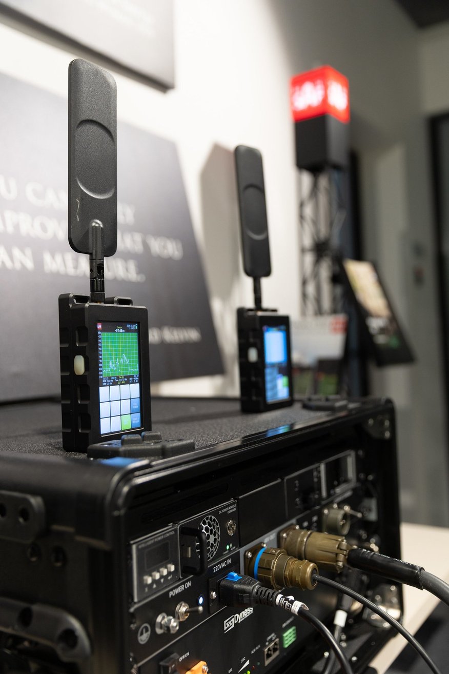 Latvijas uzņēmums izstrādājis radio signālu traucēšanas iekārtas prototipu