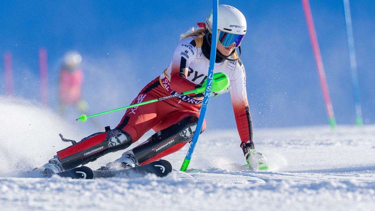 Kalnu slēpotāja Ģērmane Pasaules kausa sacensībās slalomā kvalificējas otrajam braucienam