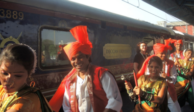 Indijā pa dzelzceļu: milzīgās valsts kontrasti