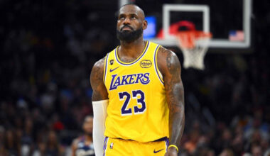 "Hawks" uzvar bez Porziņģa, Lebrons atgriežas Klīvlendā ar aizkustinājumu un sakāvi – Basketbols – Sportacentrs.com