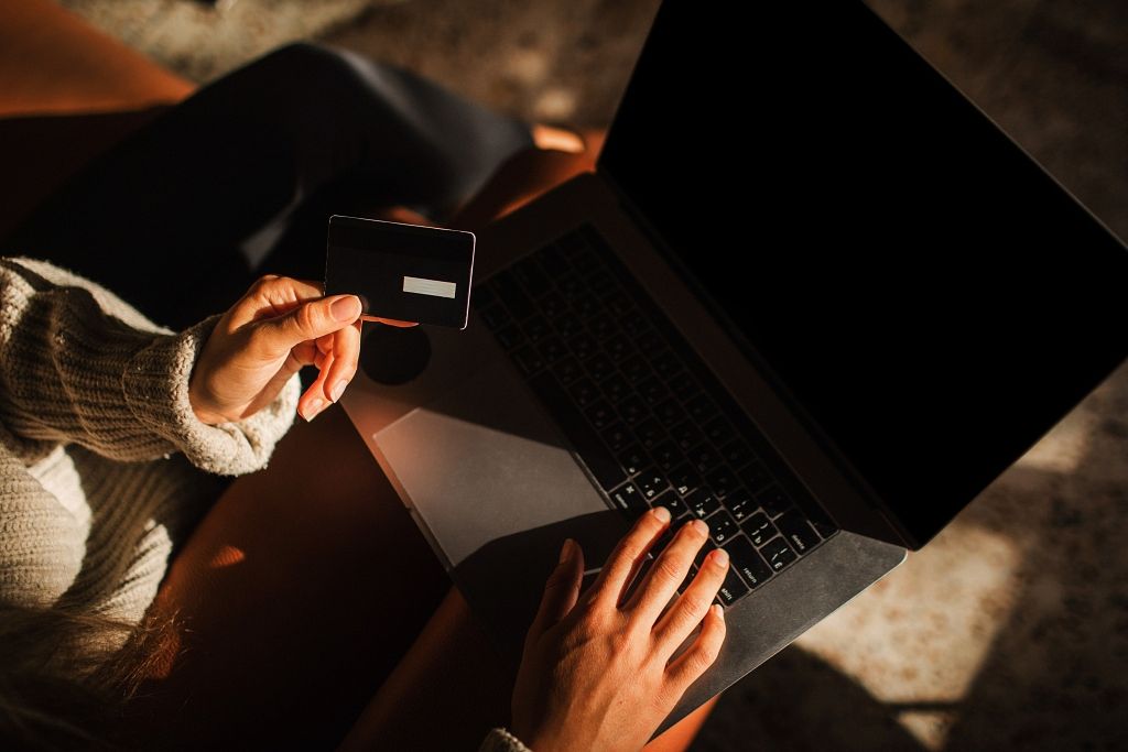 Tele2 novērsis 163 miljonus apdraudējumu digitālajā vidē 2025. gadā :: Dienas Bizness