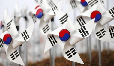 Tramps paziņo par tarifu pacelšanu Dienvidkorejas precēm līdz 25% :: Dienas Bizness