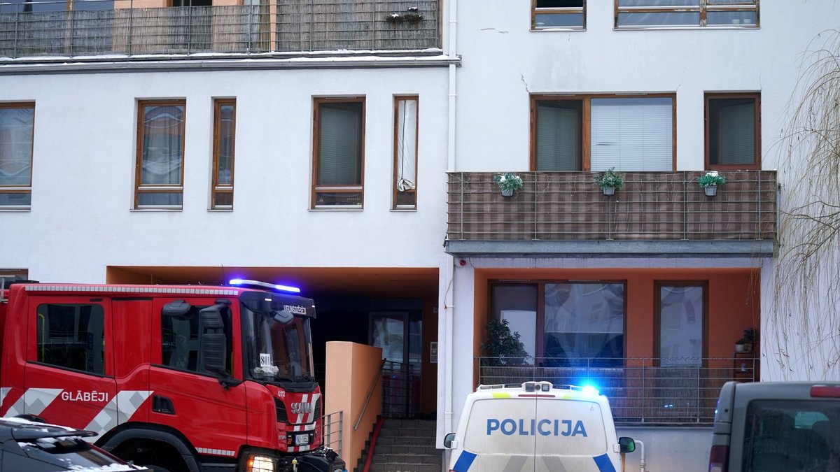 Policija sākusi kriminālprocesu par traģisko ugunsgrēku Ķekavas pagastā