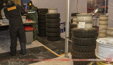 "Rally Alūksne" rallijsprinta un vēsturisko rallija auto braucēji izcīna sezonas pirmās "Pirelli" balvas – Motoru sports – Sportacentrs.com