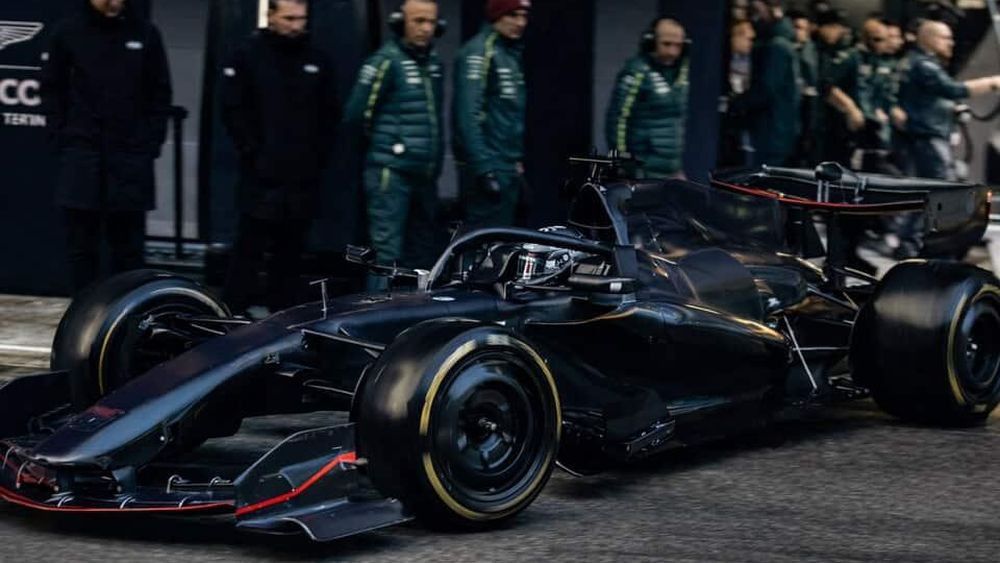 Divas F1 komandas testus beigušas, "Aston Martin" Ņūvija ēru sāk ar neveiksmi – Motoru sports – Sportacentrs.com