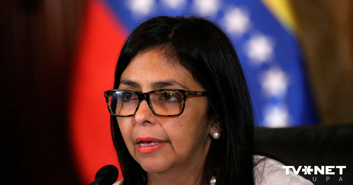 Par Venecuēlas pagaidu prezidenti iecelta Rodrigesa