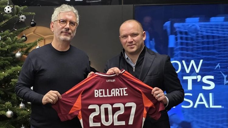 Latvijas treneris Bellarte un kapteinis Matjušenko par finālturnīra pretiniecēm un izredzēm – Futbols – Sportacentrs.com