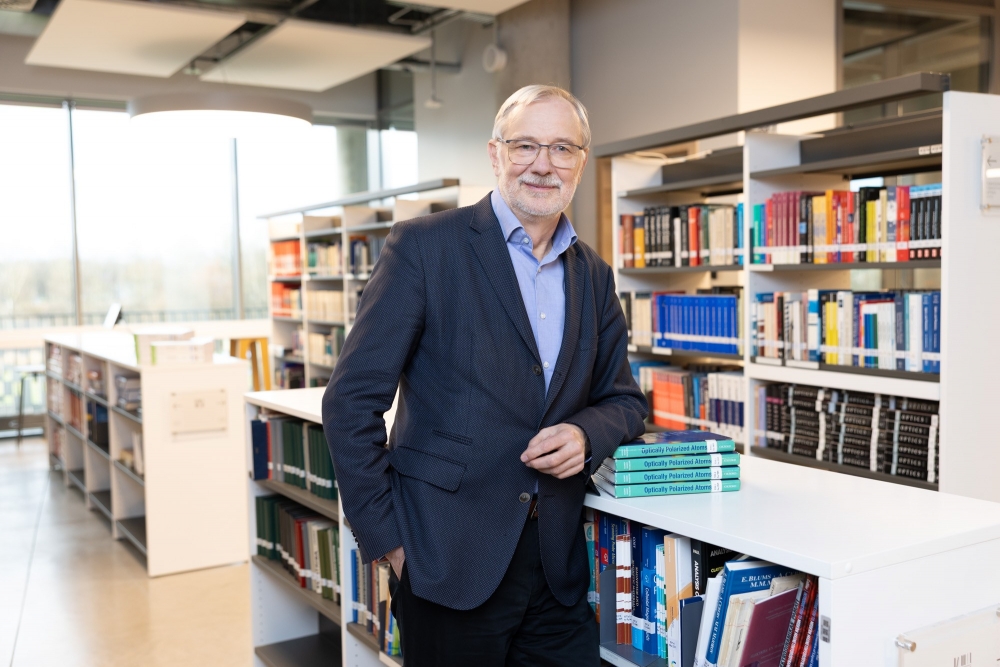 “Meditācija racionāliem prātiem” – Mārča Auziņa trešās grāmatas atvēršanas svētki